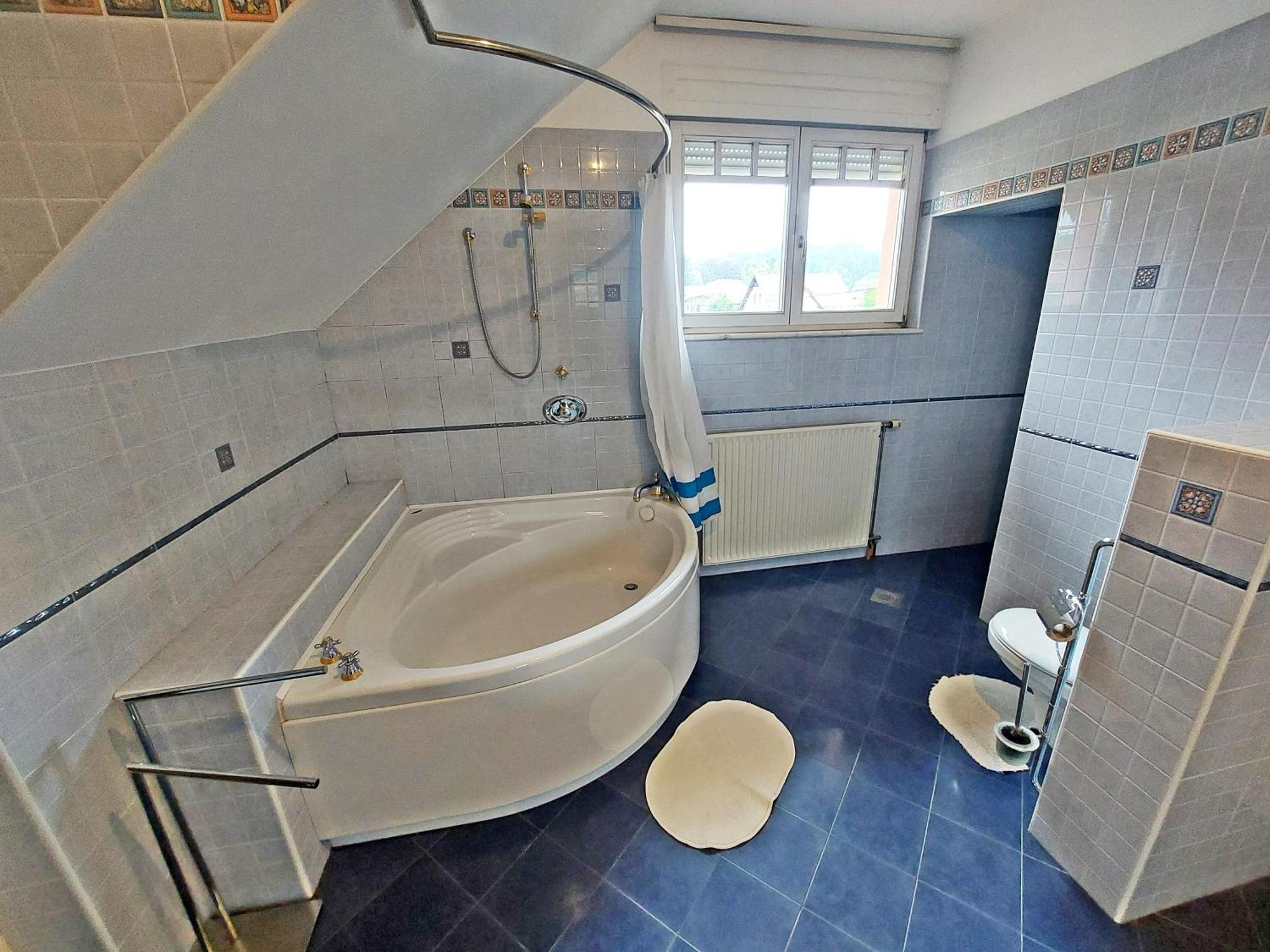 R24, Rose House Otel Ljubljana Dış mekan fotoğraf